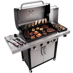 Amazing cooking space on the Charbroil Signature IR-525 4 burner gas BBQ grill