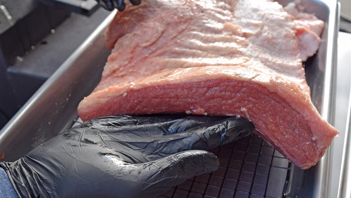 What to Buy when Preparing to Smoke Beef Brisket